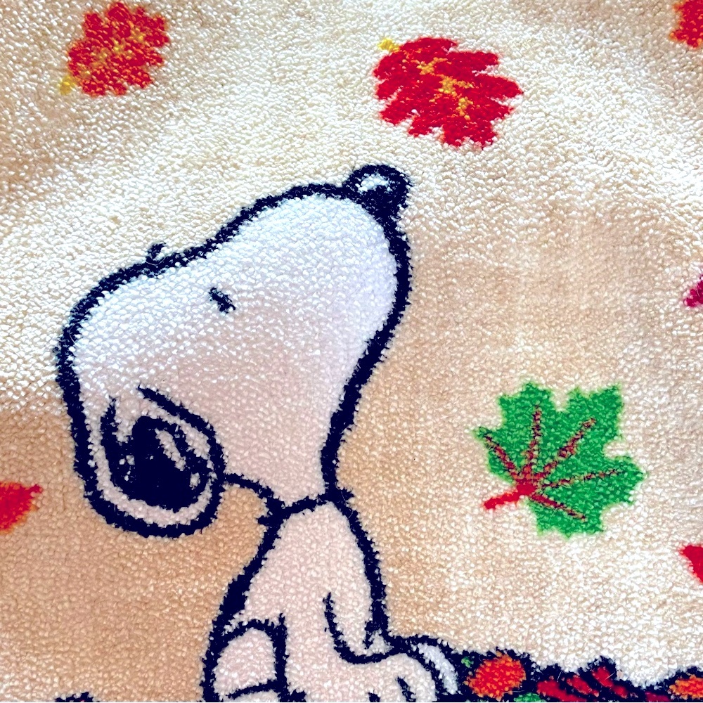 Sweet Snoopy rug